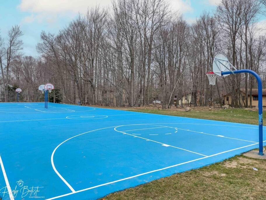 Cozy, Spacious House *New*Inthecommunity+Fire Pit Tobyhanna Экстерьер фото